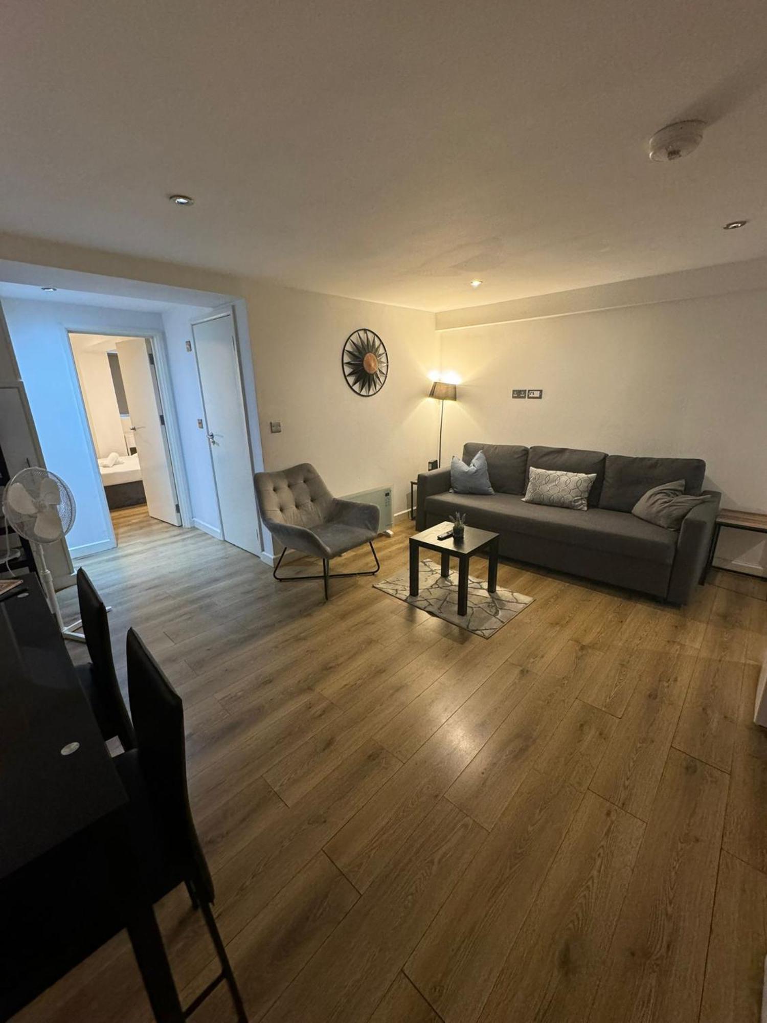 לונדון Cozy Two Bedroom Apartment Sleeps 6 Near Camden Market Hw10 מראה חיצוני תמונה
